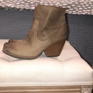 Corkys Ankle Booties Size 9